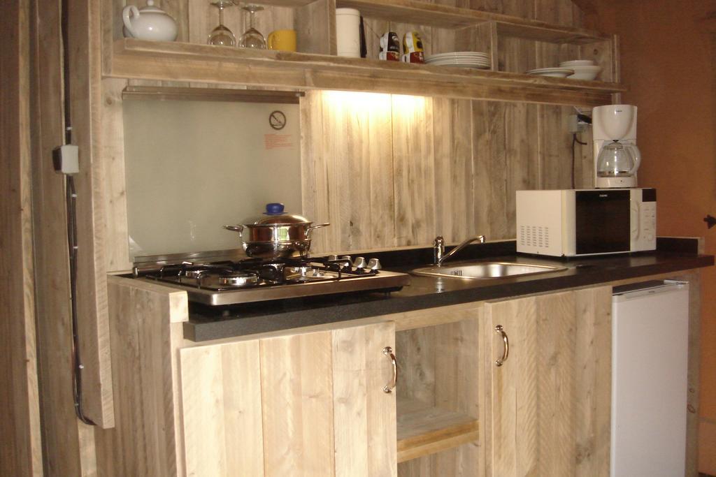 Camping De La Bonnette Caylus Eksteriør billede